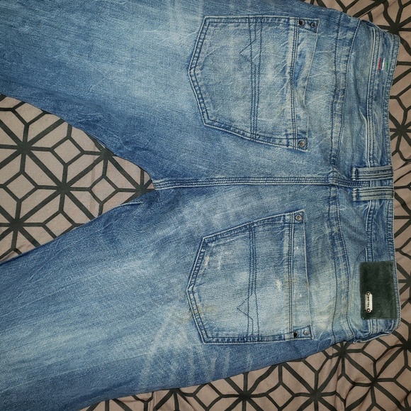 Jean's - Picture 4 of 4